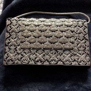 Vintage, satin lined, velvet clutch bag.